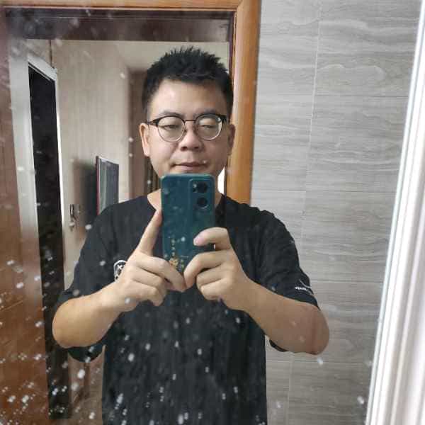 35岁岁陕西单身帅哥 - 阿克苏吉缘网