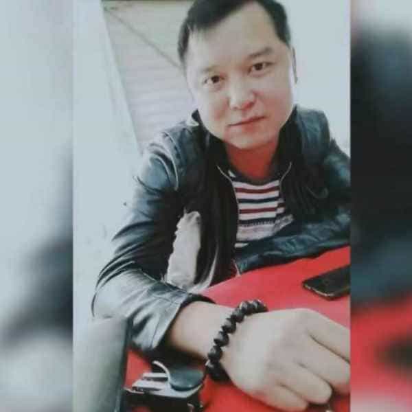 40岁岁湖南单身帅哥 - 阿克苏吉缘网