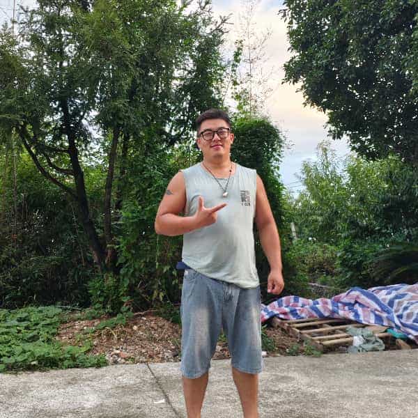 32岁岁浙江单身帅哥 - 阿克苏吉缘网